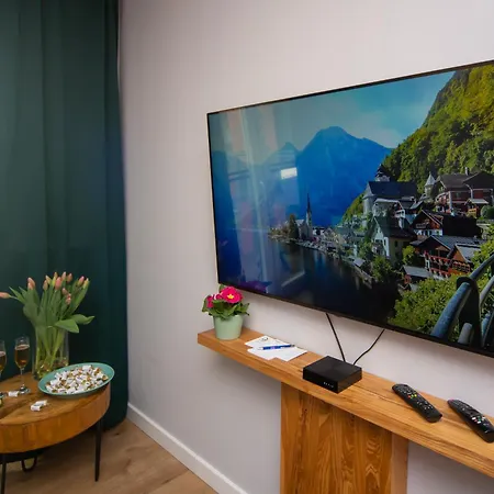 Maya's Flats & 62 - 3