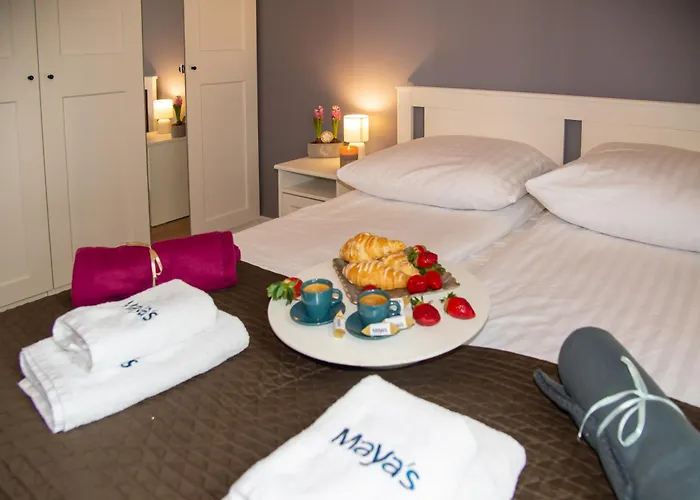 Maya's Flats & 62 - 3 Apartment Danzig